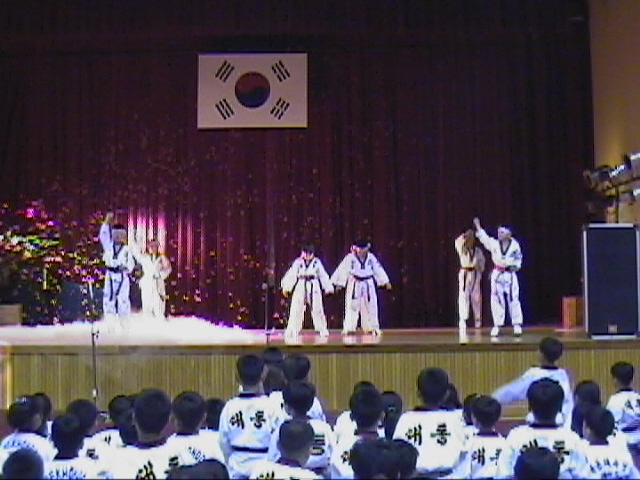 뵿7