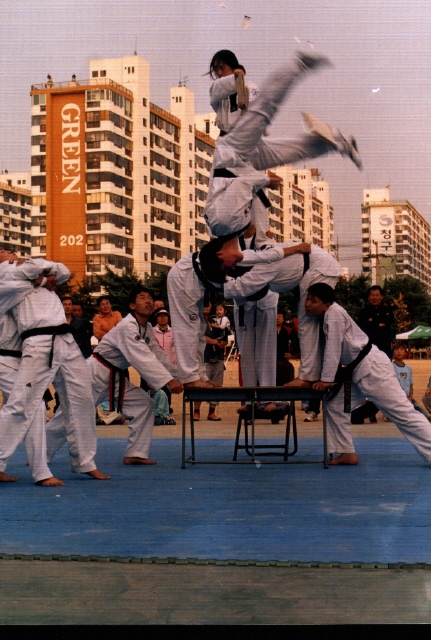 04.10âù